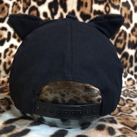 Cat Embroidered Baseball Cap Adjustable Black/ Pink/ Silver. NWOT - Picture 3 of 9